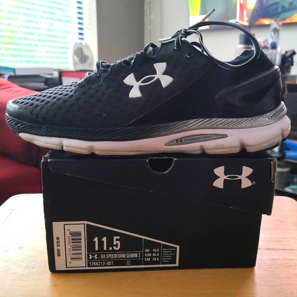 UNDER ARMOUR SPEEDFORM GEMINI 2 SZ. 11.5